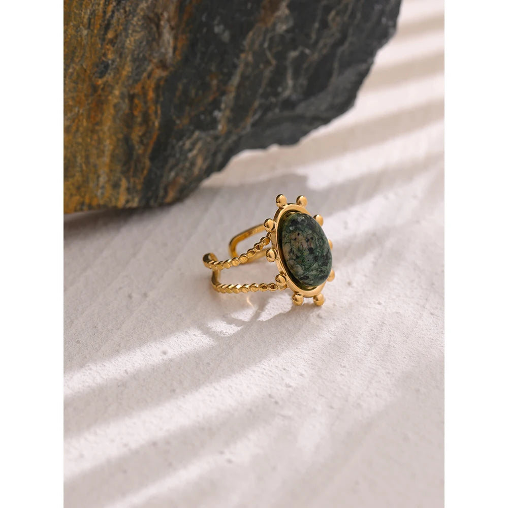 Bague en or avec pierre naturelle verte Carla - Ma boutique