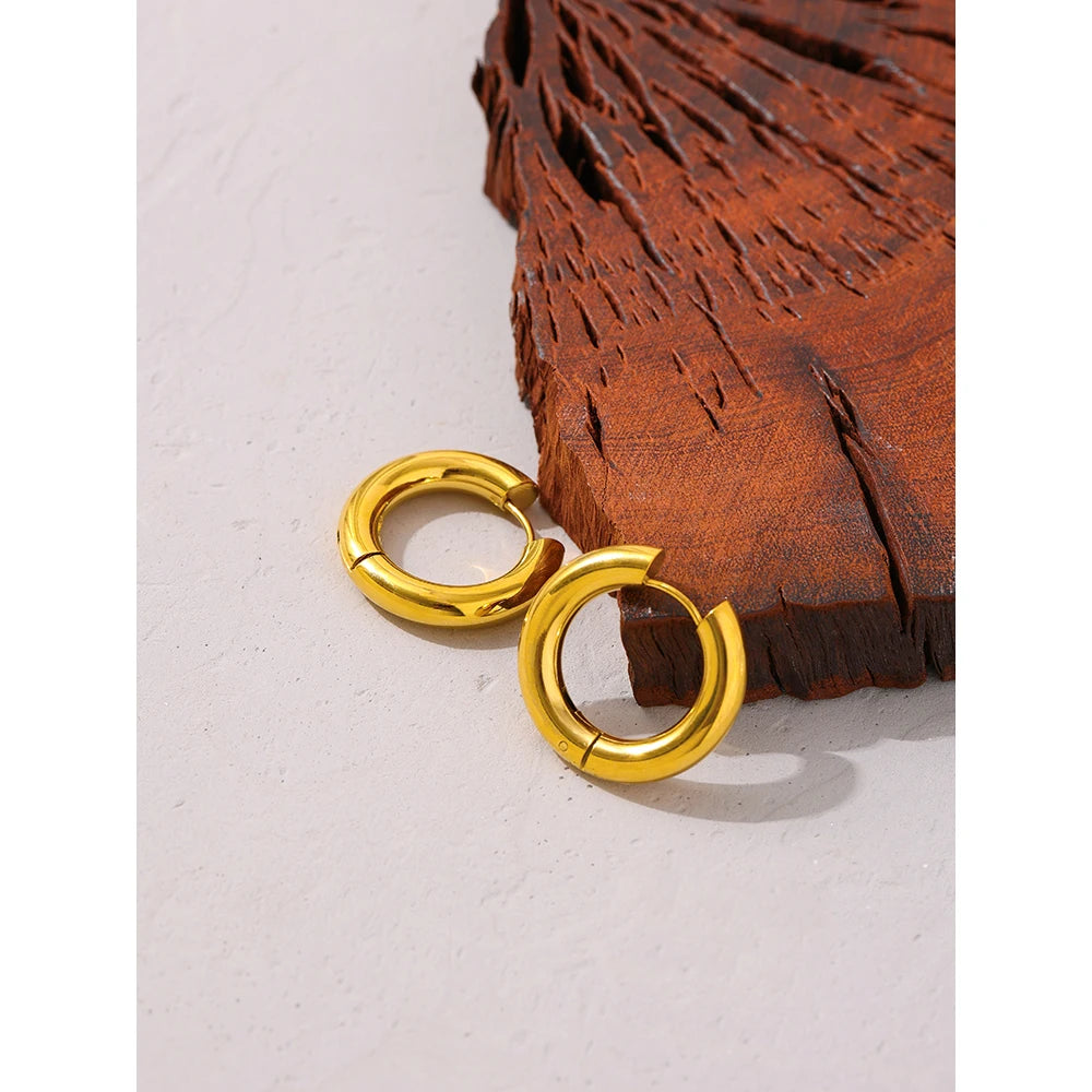 Boucle d'oreille créole or 18 carats Léda - Ma boutique