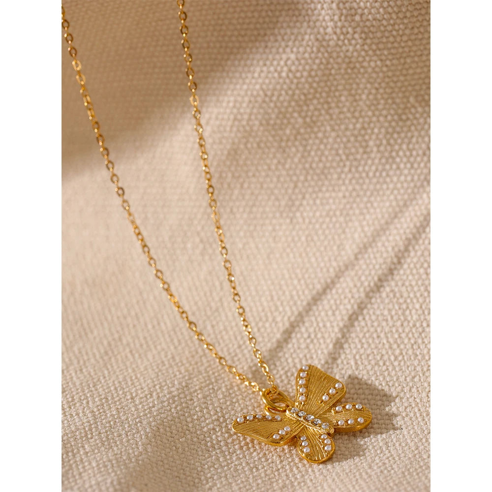 Collier papillon or avec perles Elara - Ma boutique