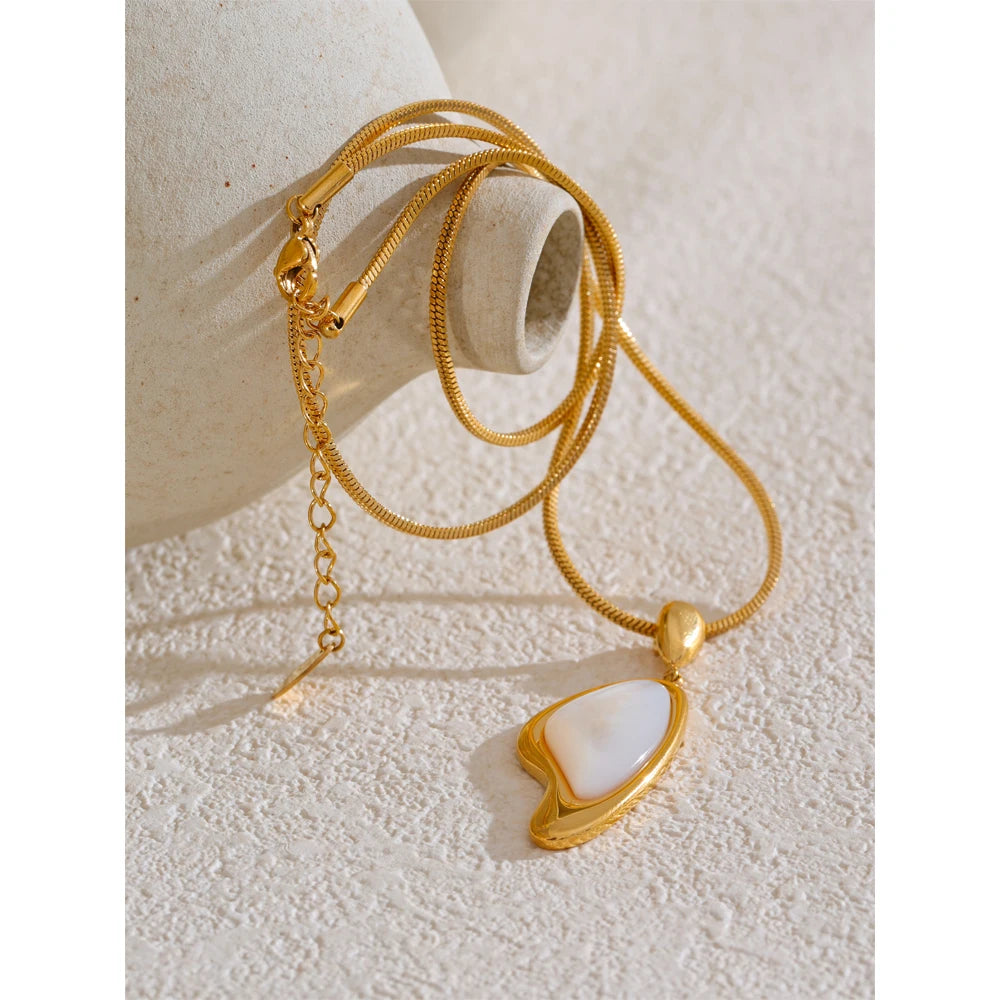 Collier Cosmic Love