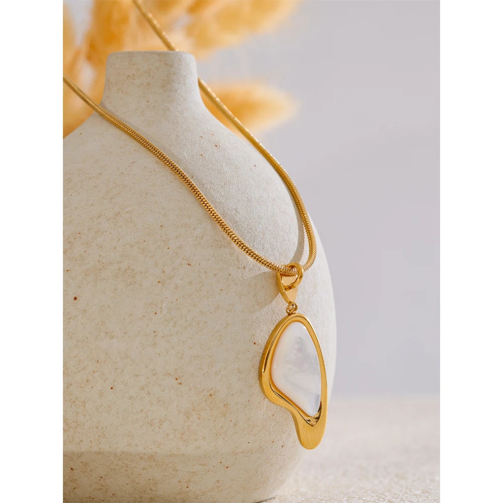 Collier Cosmic Love