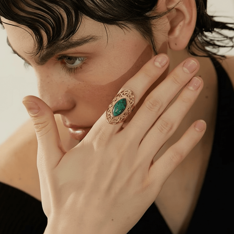 Bague avec pierre - L'atelier des bijoux