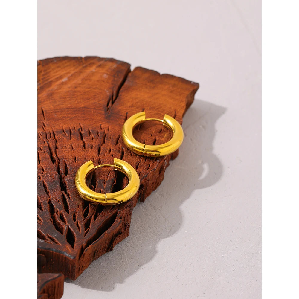 Boucle d'oreille créole or 18 carats Léda - Ma boutique