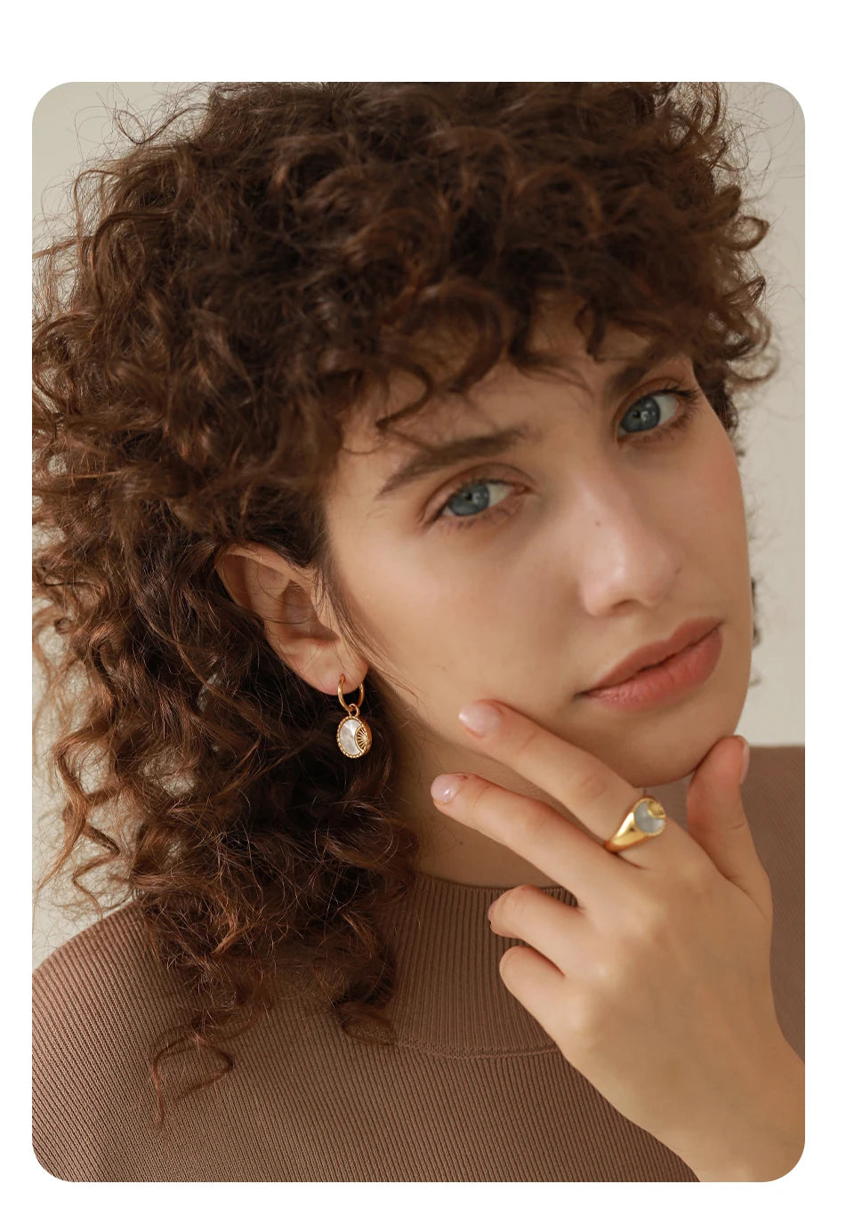 Boucle d'oreille créole pendante Luna - Ma boutique