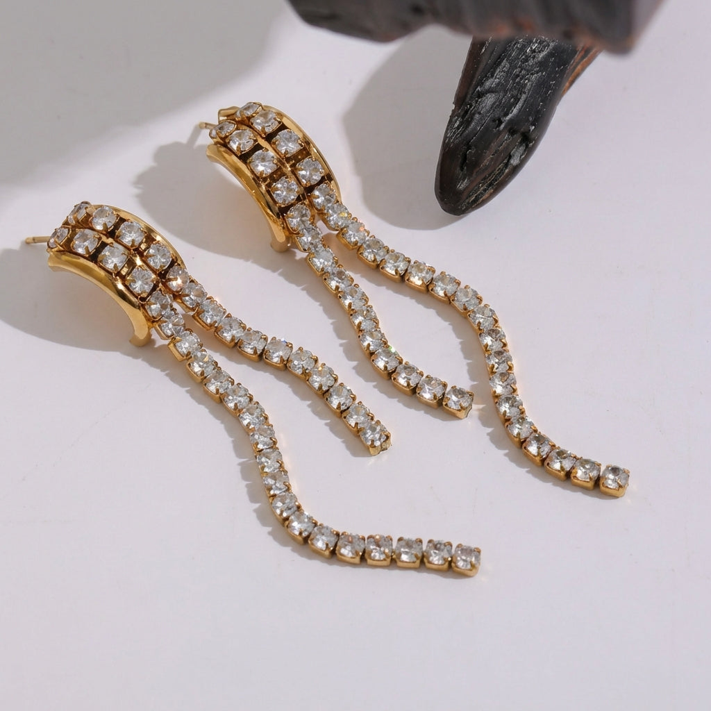 Boucle d'oreille pendante Nadia - L'atelier des bijoux