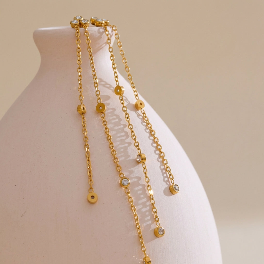 Boucle d'oreille pendante Pascaline - L'atelier des bijoux