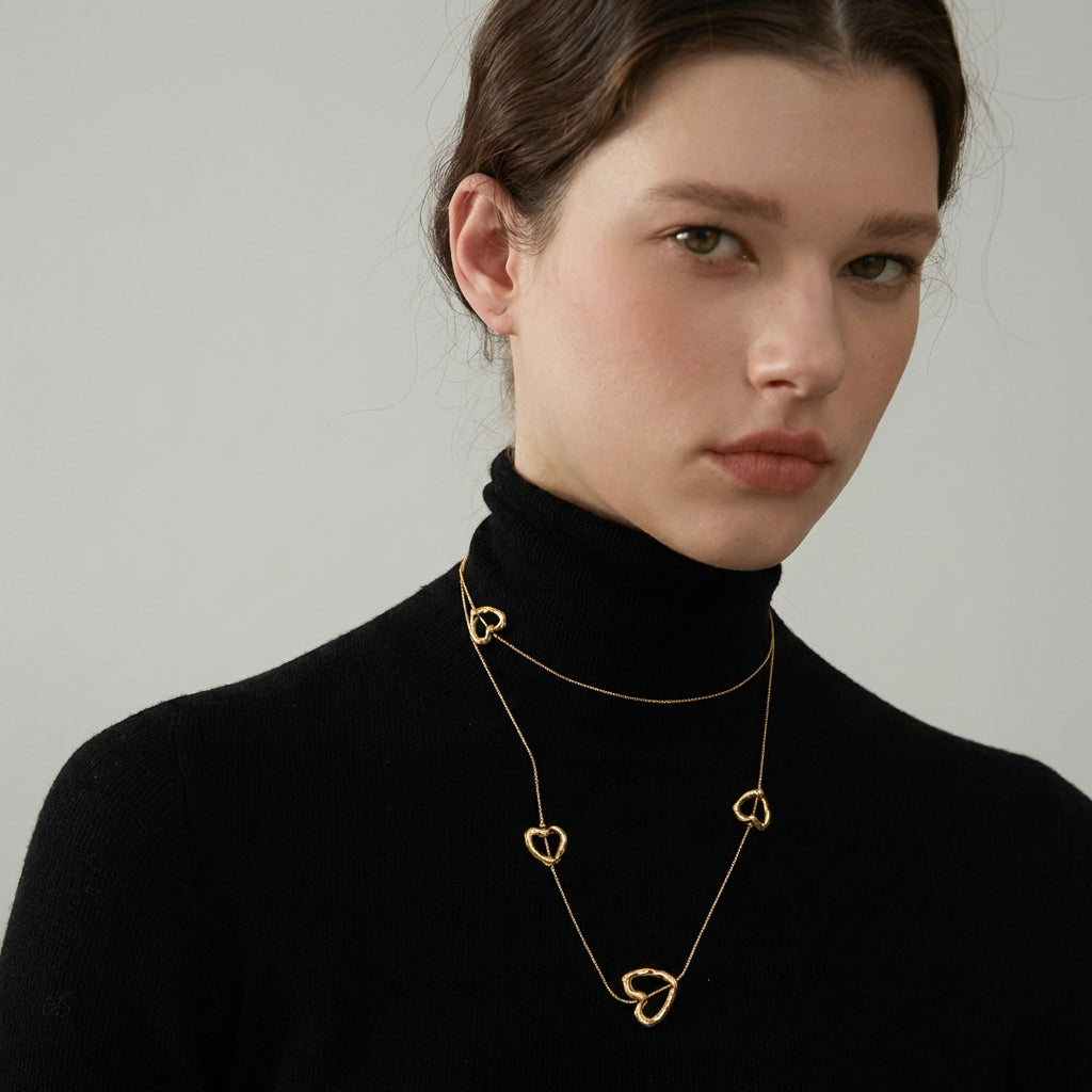 Collier Cœurs Martelées - Alma - L'atelier des bijoux