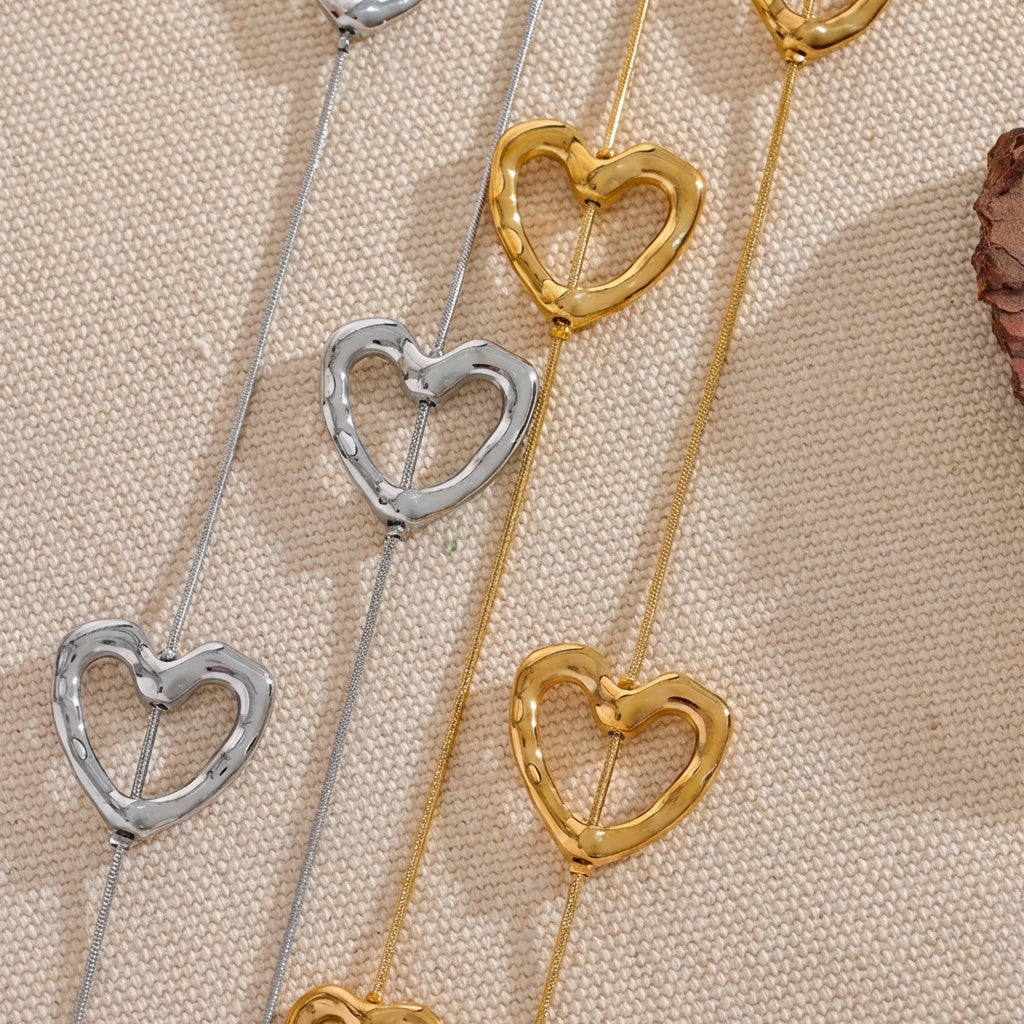 Collier Cœurs Martelées - Alma - L'atelier des bijoux