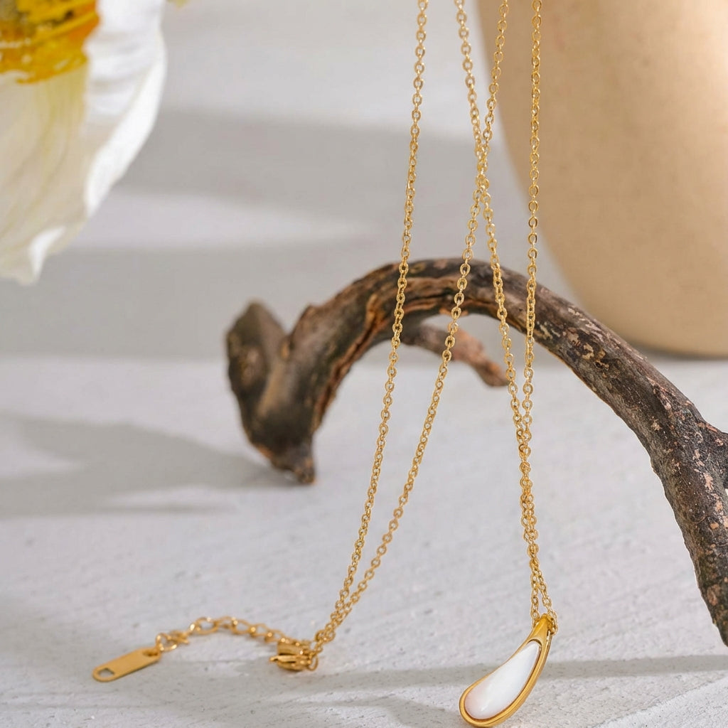 Collier plaqué or avec coquillage naturel Rhea - L'atelier des bijoux