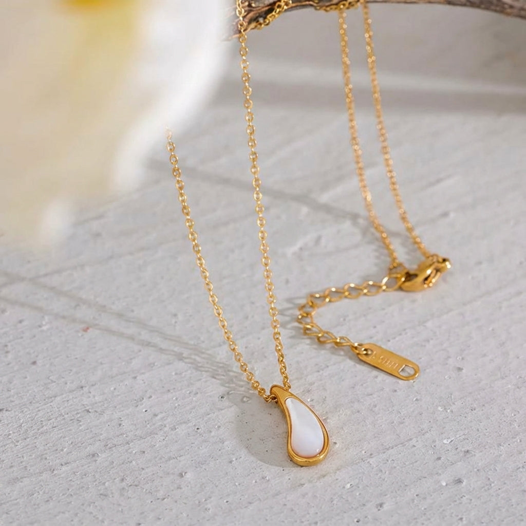 Collier plaqué or avec coquillage naturel Rhea - L'atelier des bijoux