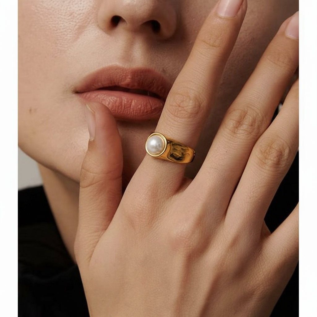 Bague or et perle Aurora pour femme - Atelier des bijoux