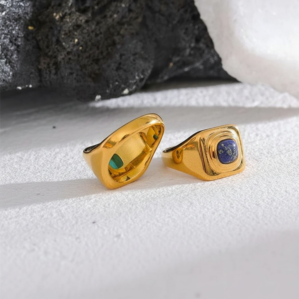 Bague plaqué or avec pierre lapis lazuli Léona pour femme - Atelier des bijoux