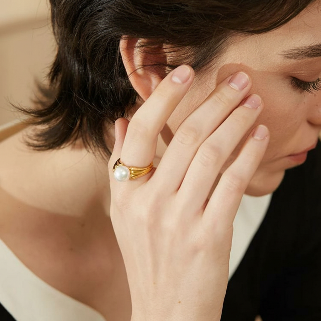 Bague plaqué or avec perle coquillage Selma pour femme - Atelier des bijoux