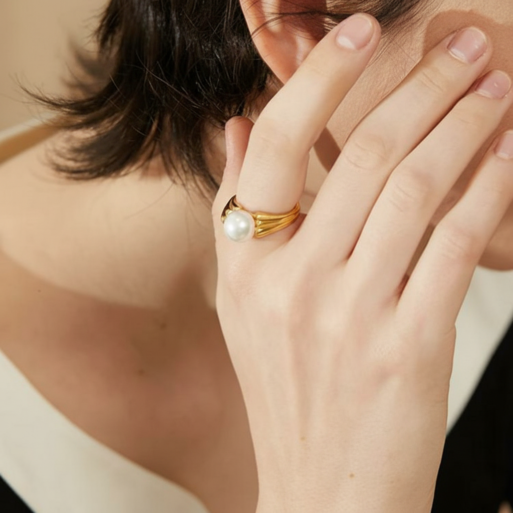 Bague plaqué or avec perle coquillage Selma pour femme - Atelier des bijoux